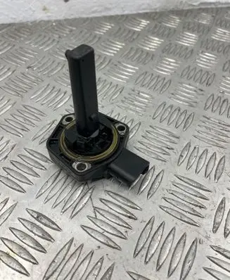 BMW 3 E90 E91 Oil level sensor 7501786