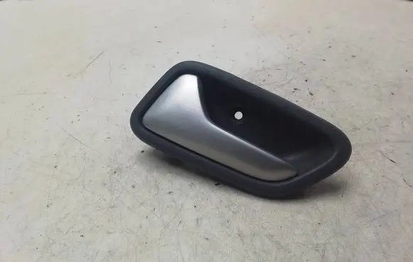 Suzuki Liana Front door interior handle XYS751H004