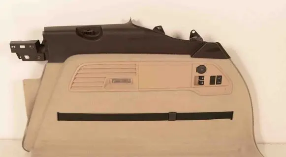Volkswagen Touareg II Trunk/boot side trim panel 7P6863820B