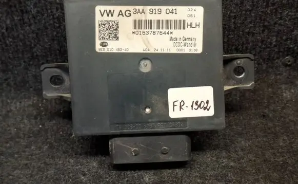Volkswagen PASSAT B7 Power management control unit 3AA919041