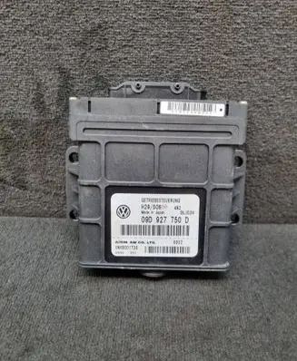 Volkswagen Touareg I Gearbox control unit/module 09D927750D