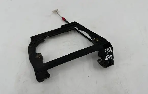 BMW 5 E39 Rear door exterior handle/bracket 8236646 51228236646