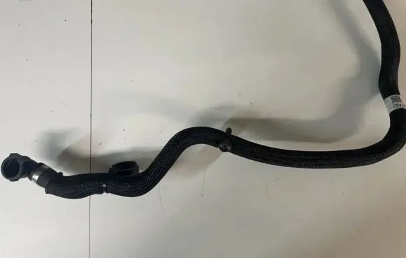 Land Rover Range Rover Evoque L551 Engine coolant pipe/hose l8d210c754ad l8d2-10c754-ad