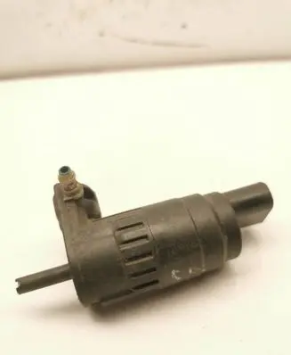 Skoda Octavia Mk2 (1Z) Headlight washer pump 1K6953651 5024284 SG712V