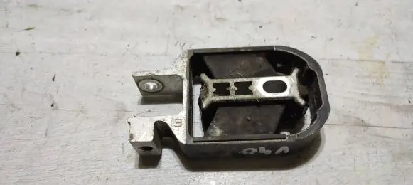 Volvo V40 Engine mounting bracket 532E56