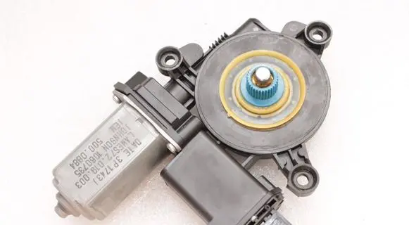 Alfa Romeo Giulietta Front door window regulator motor 71754415 71777779