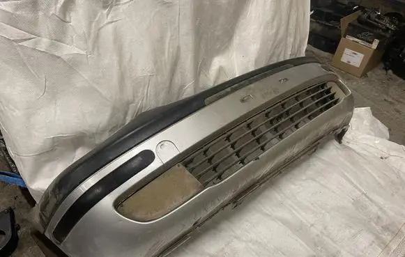Opel Zafira A Front bumper 90580620