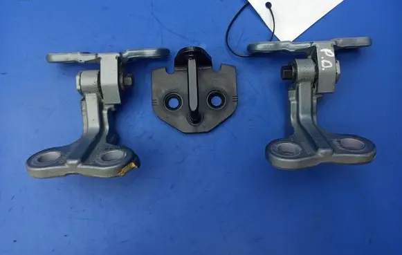 Volvo S40 Front door hinge set 30784890 A046572 30784888