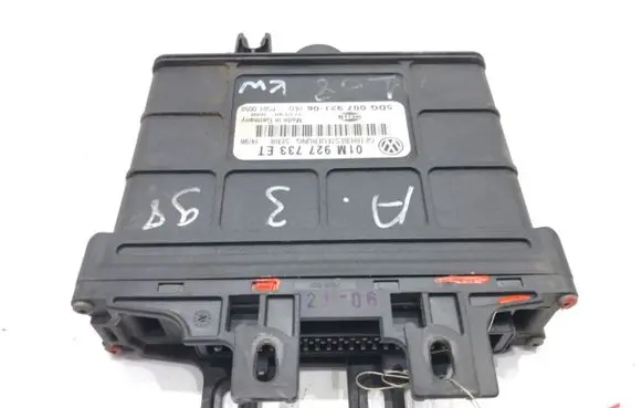 Audi A3 S3 8L Other control units/modules 01M927733ET
