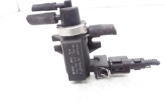 Volkswagen Golf IV Turbo solenoid valve 1J0906627 72190320