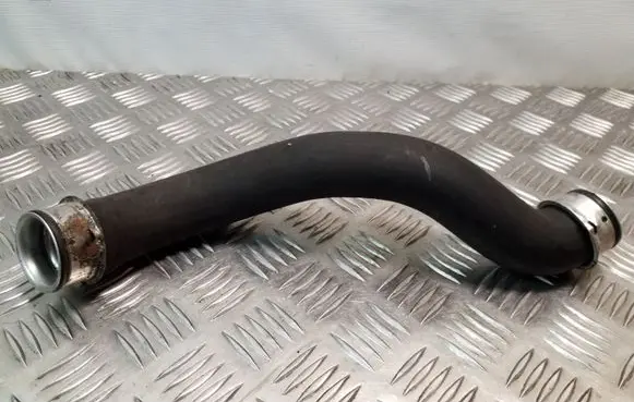 Mercedes-Benz E W212 Engine coolant pipe/hose A2045011582