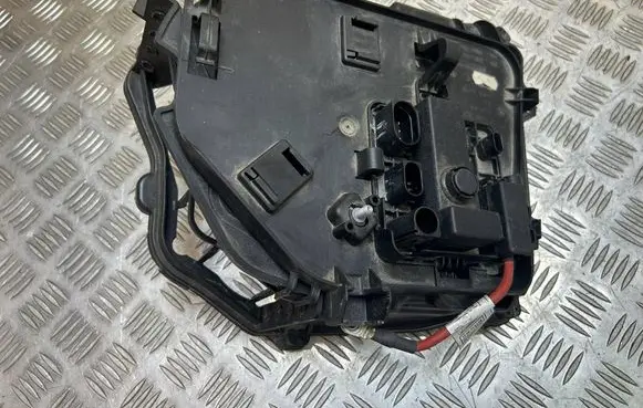 BMW 5 F10 F11 Other engine bay part 7590620 15054410 7599335