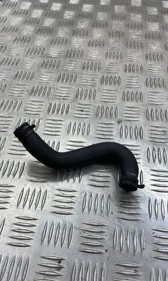 Audi A6 S6 C6 4F Engine coolant pipe/hose