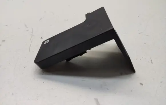 BMW 3 G20 G21 Battery box tray cover/lid 6844137 61216844137 113923