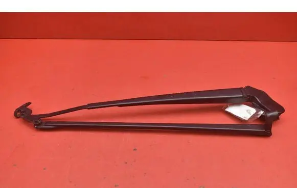 Toyota Yaris Front wiper blade arm 