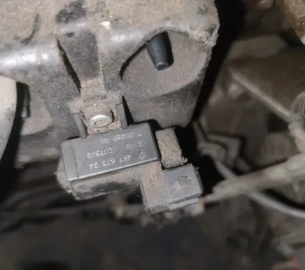 Alfa Romeo 156 Turbo solenoid valve 46767324 00t349