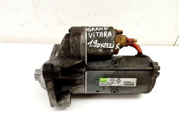 Suzuki Grand Vitara II Starter motor 8200628426