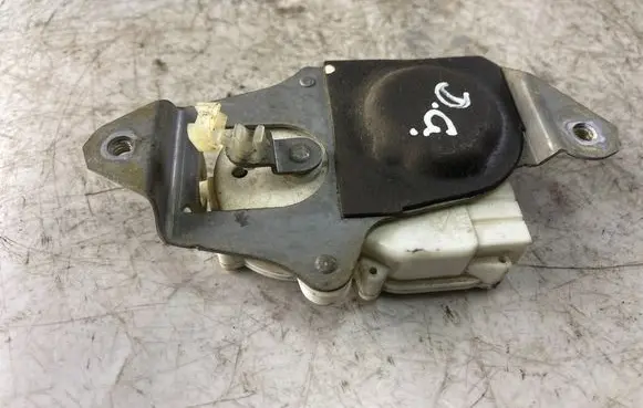 Mitsubishi Pajero Sport I Central locking motor Mr432147