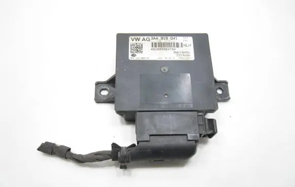 Volkswagen PASSAT B7 Power management control unit 3AA919041 8ES01045240 0165599473