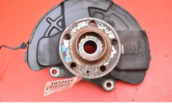 Volvo V70 Front wheel hub spindle knuckle 