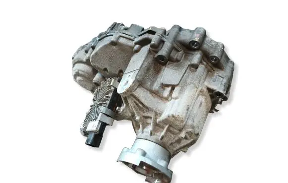 Alfa Romeo Giulia Gearbox transfer box case 00552837910 1635038069 M004502701
