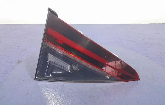 Skoda Superb B5 (3U) Rear/tail lights 3V5945307F