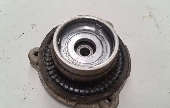 Volvo XC90 Front upper strut mount 32246660