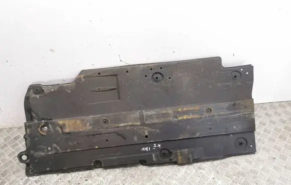 Toyota Prius (XW50) Side bottom protection 5816647030