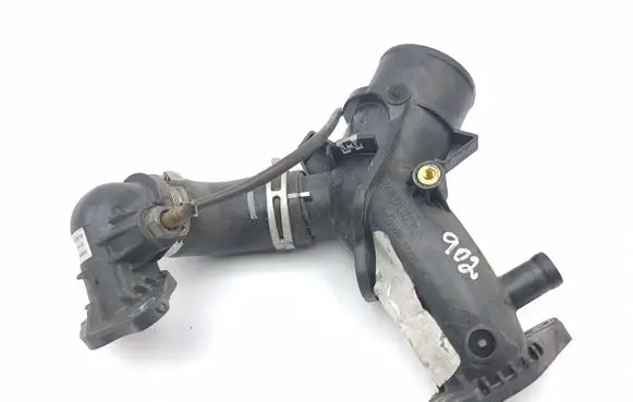 Infiniti Q30 Air intake hose/pipe 165763328R