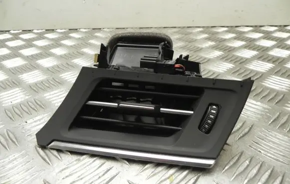 Audi A6 S6 C8 4K Rear air vent grill 4K1820901 T7993