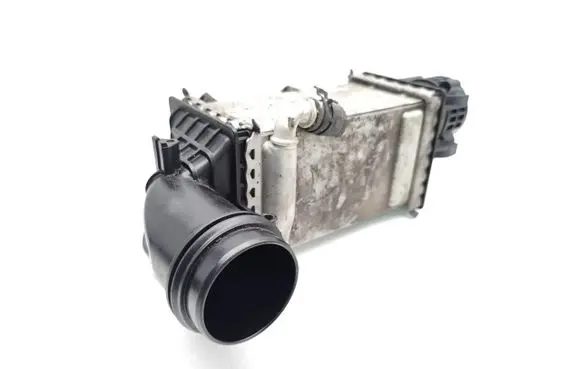 Skoda Karoq Intercooler radiator 04E145785E
