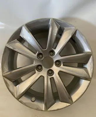 Volvo V60 R17 alloy rim 