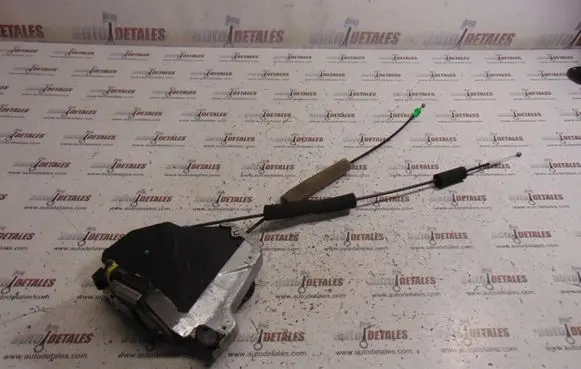 Lexus IS 220D-250-350 Front door lock