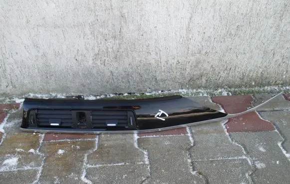BMW 3 F30 F35 F31 Dash center air vent grill