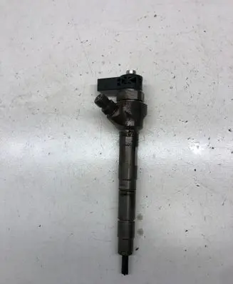 Audi A3 S3 8V Fuel injector 04L130277AJ 0445110477
