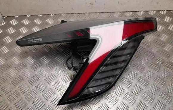 Rear/tail lights