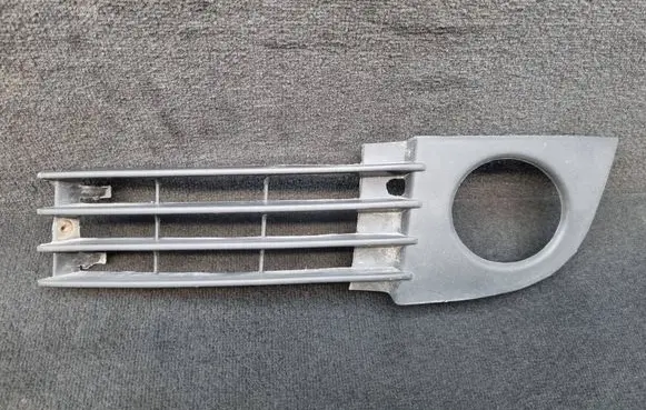 Audi A6 S6 C5 4B Front fog light trim/grill 4B0807681T