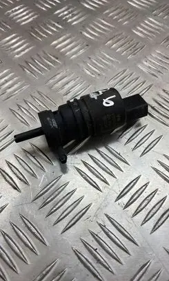 Volkswagen PASSAT B6 Windscreen/windshield washer pump 1T0955651