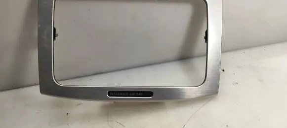 Volkswagen PASSAT CC Radio/GPS head unit trim 3C0839069AG