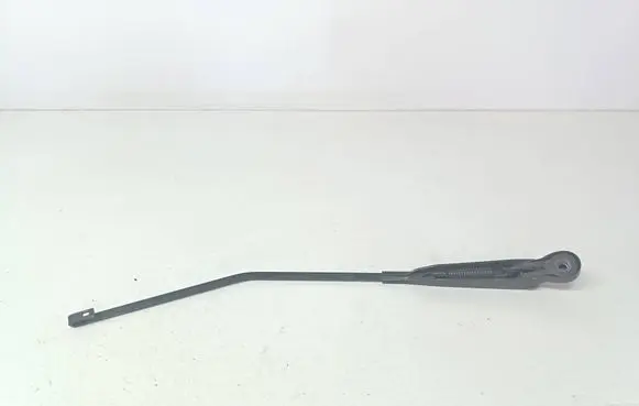 Opel Vivaro Rear wiper blade arm 8200233724 93850805
