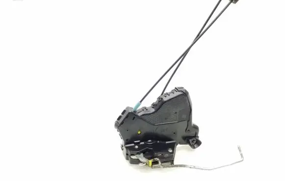 Suzuki Grand Vitara II Front door lock