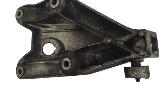 BMW 5 F10 F11 Engine mounting bracket 6781227 736813