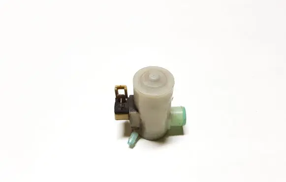 Honda CR-V Windscreen/windshield washer pump