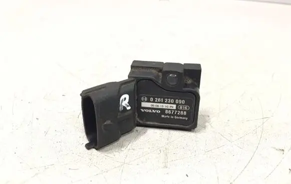 Volvo V70 Air pressure sensor 8677288 0261230090