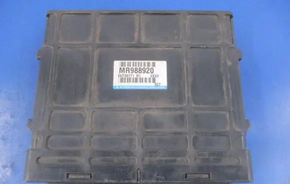 Mitsubishi Space Star Engine control unit/module ECU MR988920