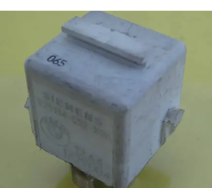 BMW 5 E39 Other relay 12.63-1729004 1729004 12631729004