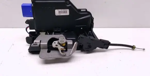 Audi A8 S8 D3 4E Front door lock 4E1837015