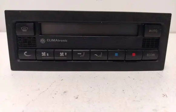 Volkswagen PASSAT B5.5 Climate control unit 2400022303 3B1907044H