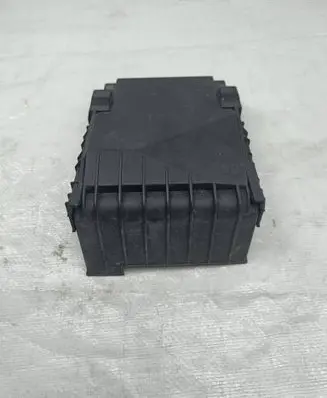 Skoda Yeti (5L) Fuse box cover 1K0937132F 014189871 017180061