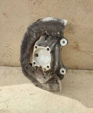 BMW 6 E63 E64 Front wheel hub spindle knuckle 6762017 31216762017
